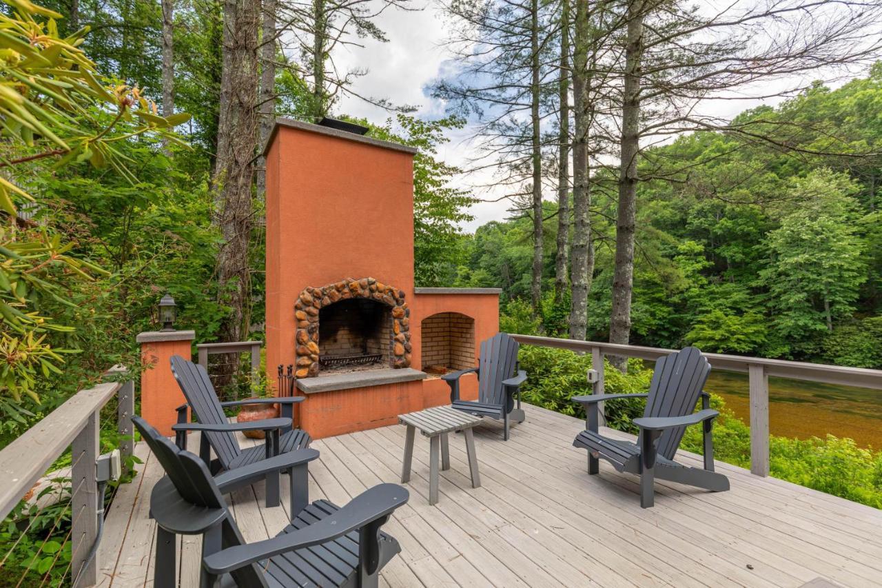 Villa Knotty Pine West Jefferson Exterior foto