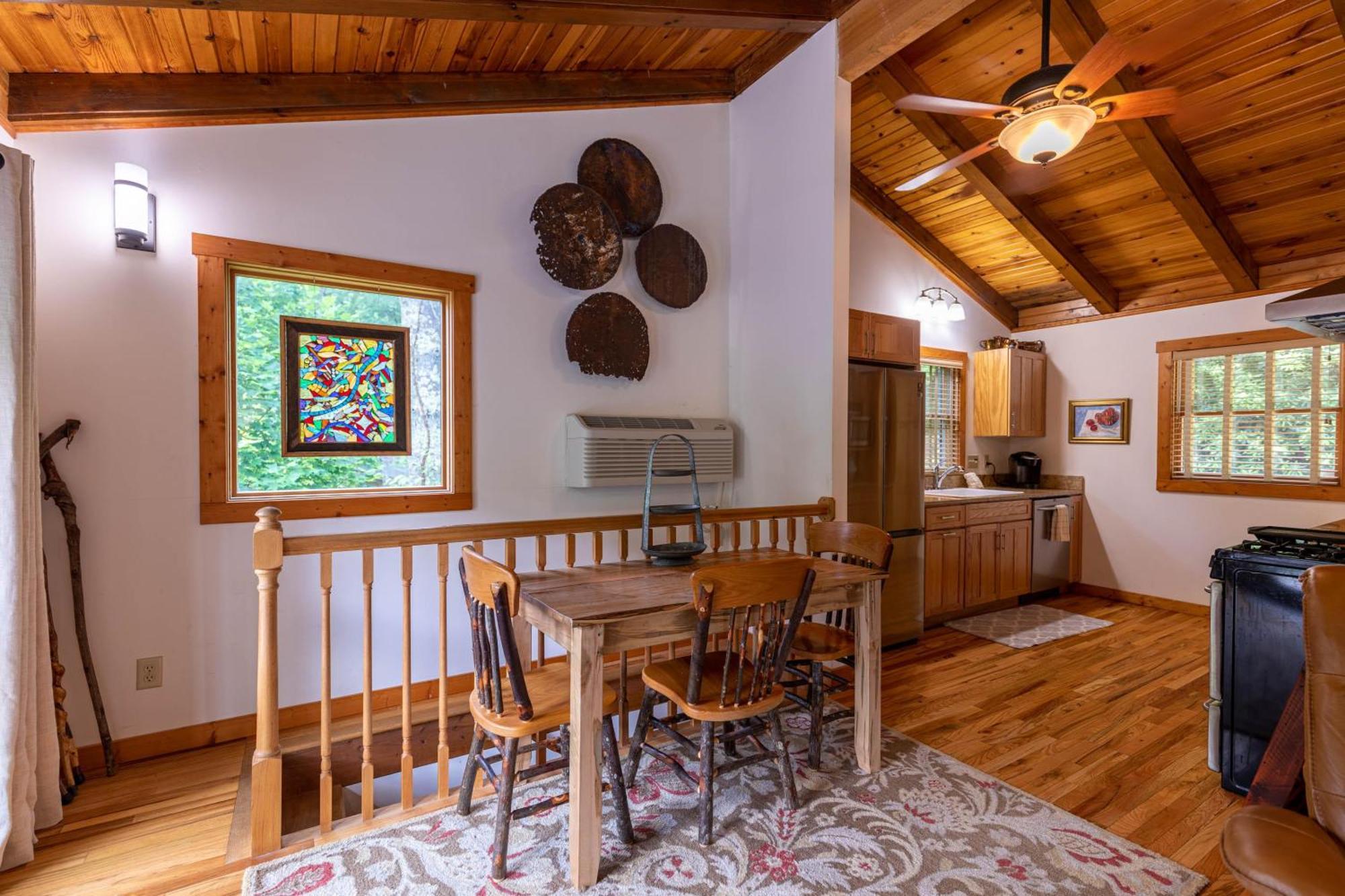 Villa Knotty Pine West Jefferson Exterior foto